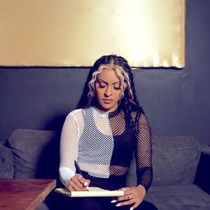 Meet your Posher, Naz.